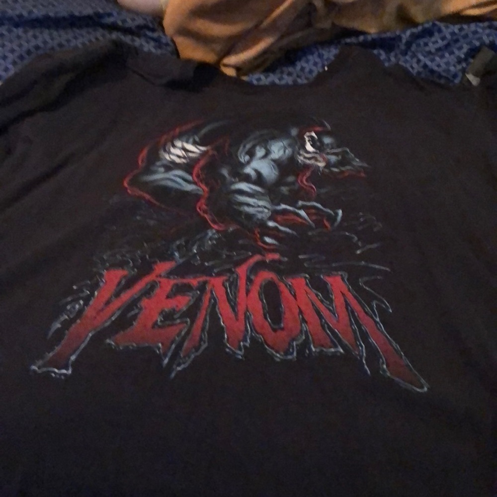 Black venom T-shirt
